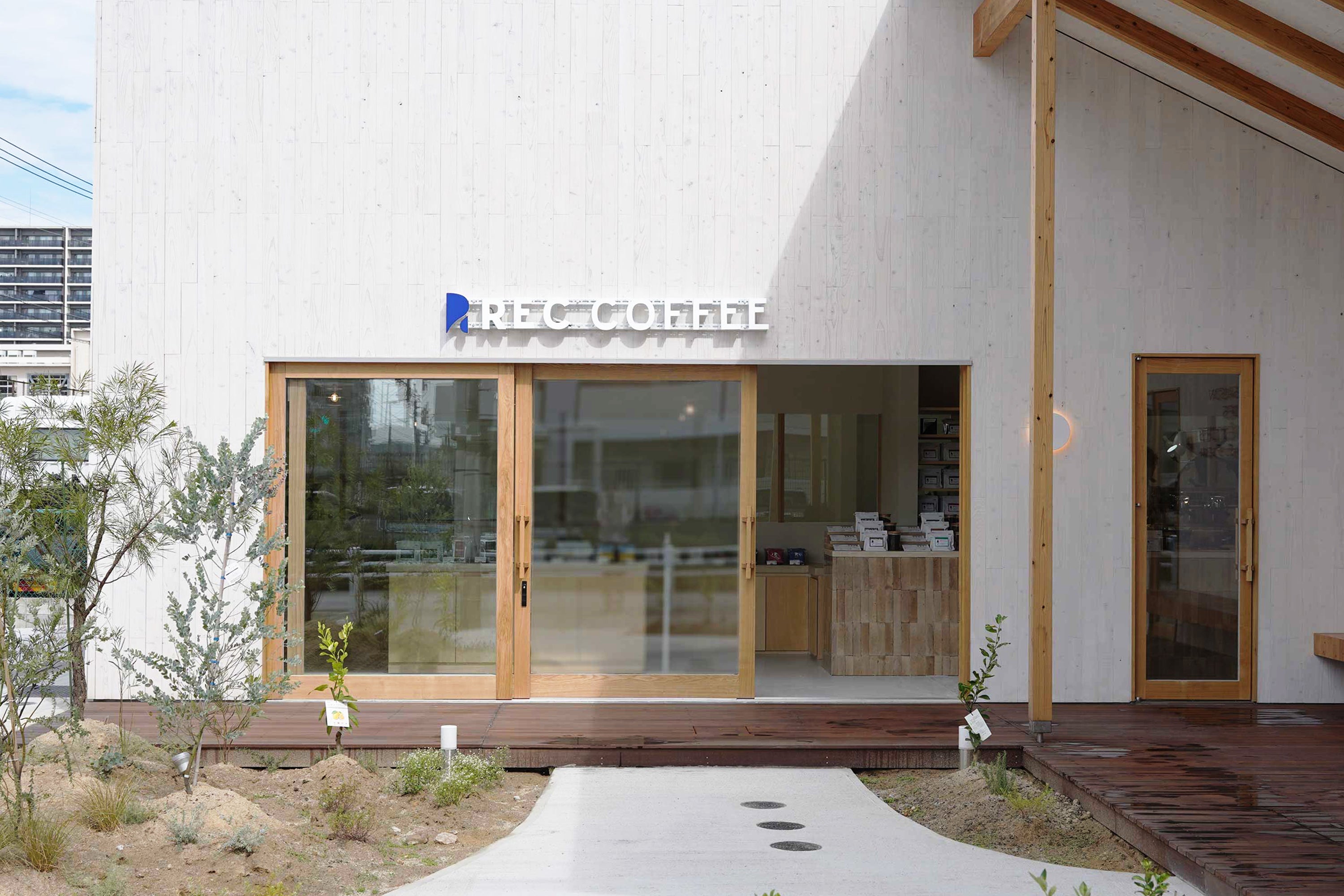 店舗紹介】REC COFFEE 博多ロースタリー